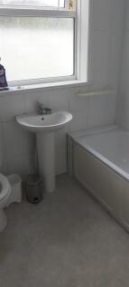 bathroom .jpg