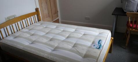 bedroom.jpg