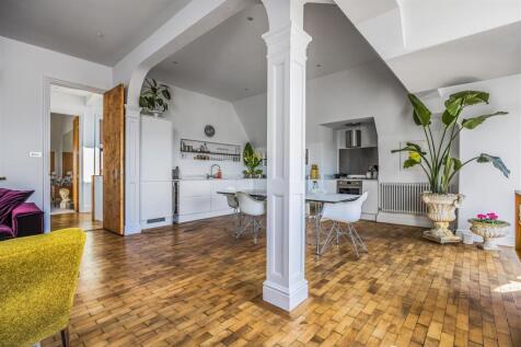 48_MS30_Frontroom_out.jpg