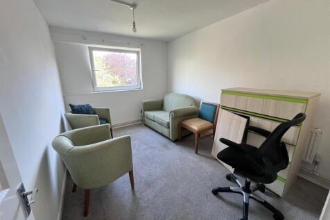 Lounge.jpg