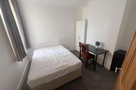 bed1.jpg