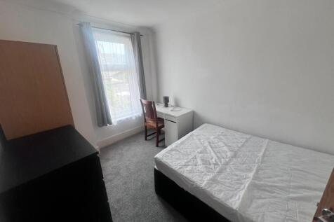 bed2.jpg