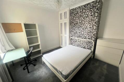 Bed4.jpg