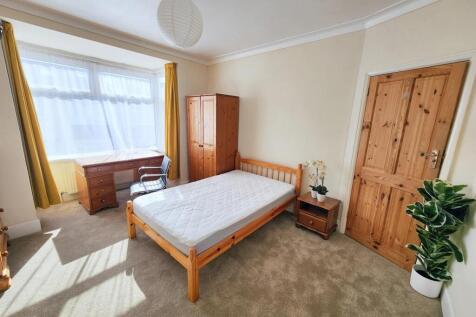 bedroom.jpg