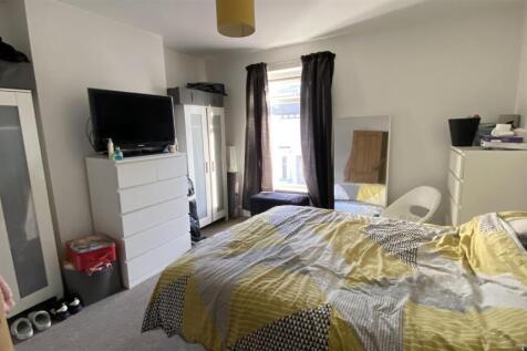Bedroom One ( Front )