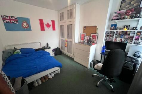 Bed4.jpg