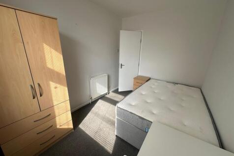 bedroom2.1.jpg