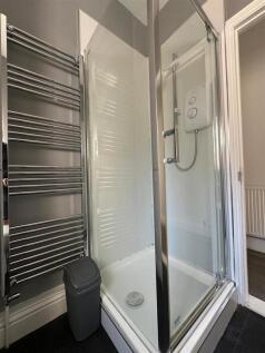 Showerroom.jpg
