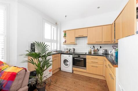 Lounge Kitchen