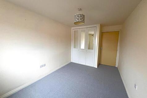 Thackhall Street, Stoke - Bedroom.jpg