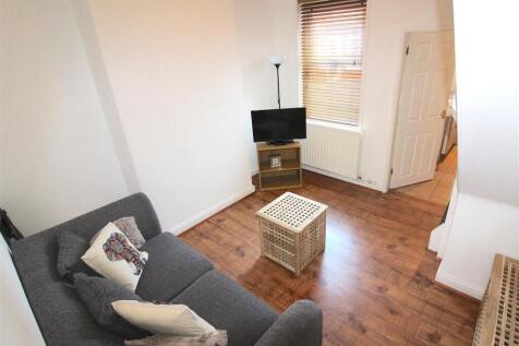 Swan Lane, Stoke - Lounge.jpg