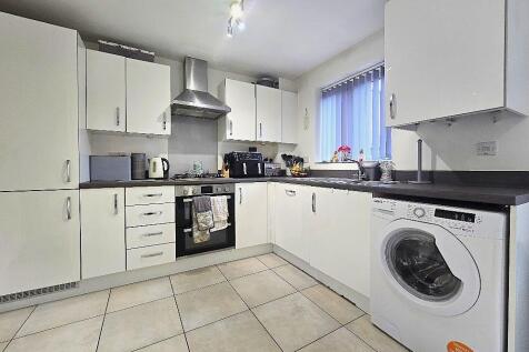 Derbyshire Way, Wyken - Kitchen