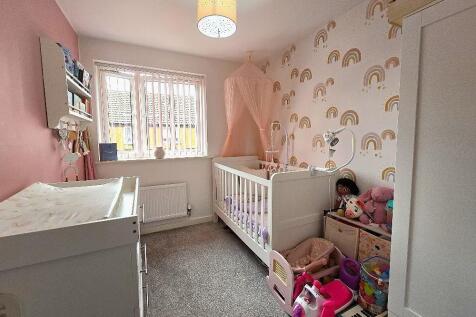 Derbyshire Way, Wyken - Bedroom 2