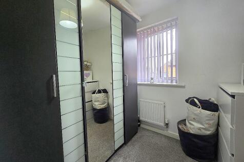 Derbyshire Way, Wyken - Bedroom 3