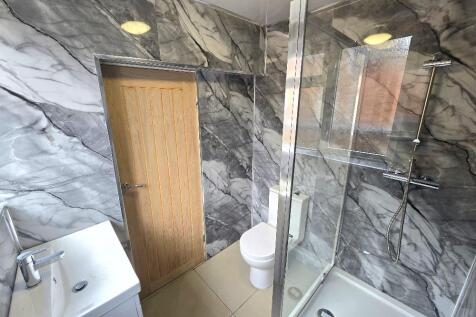 Ground Floor Shower Room.jpg