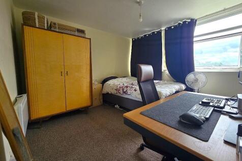 Crowmere Road, Walsgrave - Bedroom 1