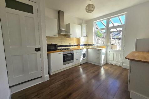 Enfield Road, Stoke - Kitchen