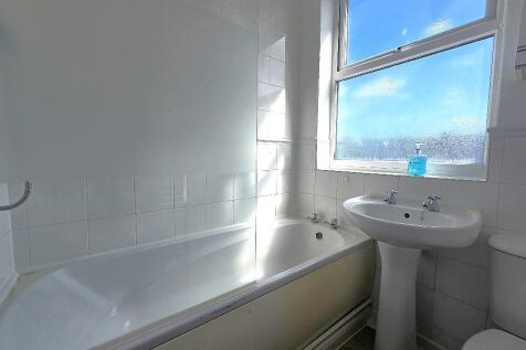 Enfield Road, Stoke - Bathroom