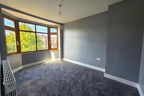 Sewall Highway, Wyken - Bedroom 1