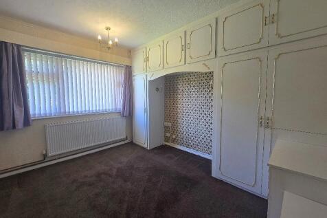Leaf Lane, Stivichall - Bedroom