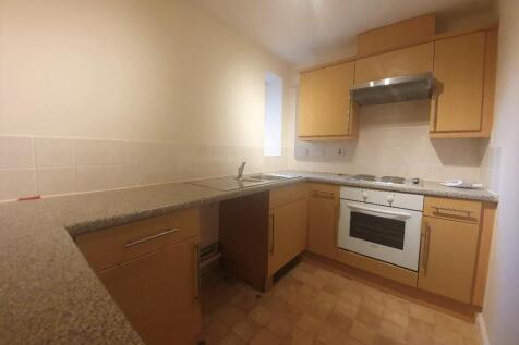 Villiers House, Sandy Lane - Kitchen
