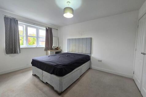 Old Farm Lane, Longford - Bedroom 1.jpg
