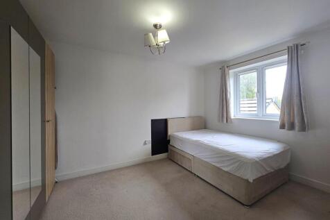 Old Farm Lane, Longford - Bedroom 2.jpg