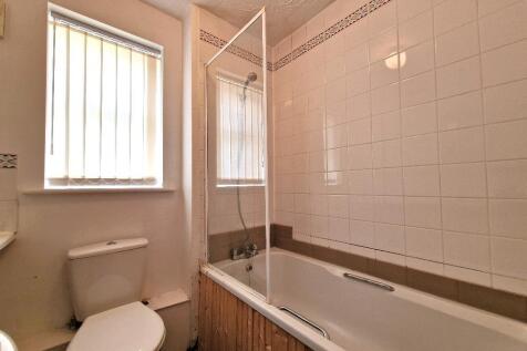 Drapers Field, Canal Basin - Bathroom