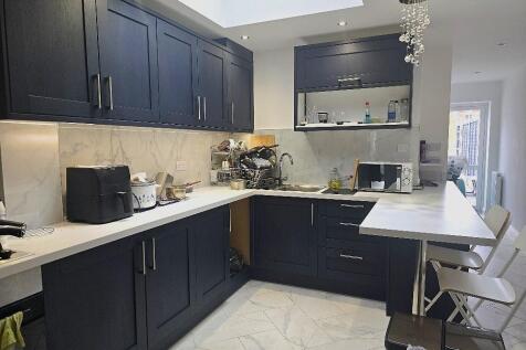 Lansdowne Street, Hillfields - Kitchen