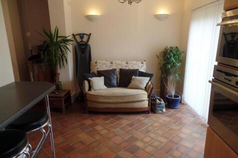 Keats Road, Poets Corner - Dining Room 2