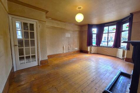 Binley Road, Stoke - Lounge