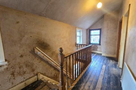 Binley Road, Stoke - Landing