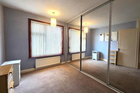 Yule Road, Wyken  - Bedroom 1