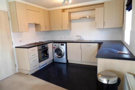 Pipkin Court, Parkside - kitchen