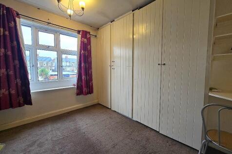 Oldham Avenue, Wyken - Bedroom 2