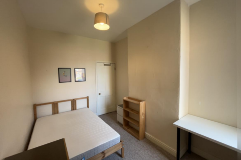 Newcombe Road, Earlsdon - Bedroom 2