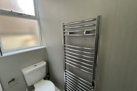 Newcombe Road, Earlsdon - Bathroom