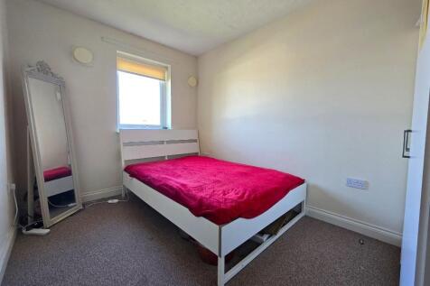 St Marys House, Broad Lane - Bedroom 2