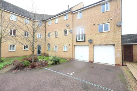 GARAGE &amp; PARKING