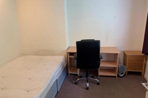 bed 1.jpg
