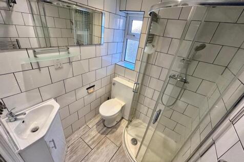 WhatsApp Image 2025-11-20 at 13.12.57_bb9be13e.jpg