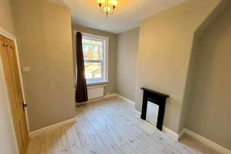 WhatsApp Image 2025-11-20 at 13.12.57_45feaea6.jpg