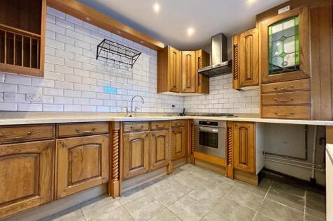 WhatsApp Image 2025-11-20 at 13.12.55_7242b73d.jpg