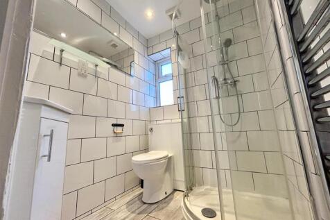 WhatsApp Image 2025-11-20 at 13.12.57_b9d5f40d.jpg