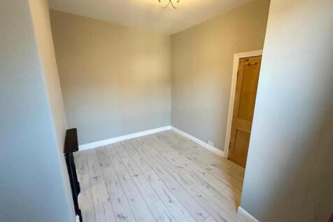 WhatsApp Image 2025-11-20 at 13.12.58_ab17295c.jpg