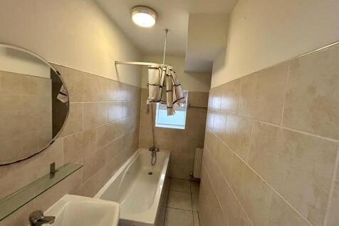 WhatsApp Image 2025-09-24 at 15.14.19_dc984220.jpg