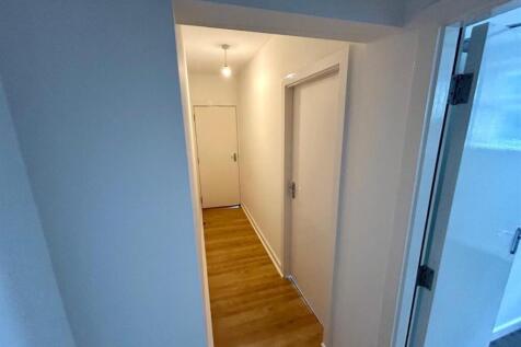 WhatsApp Image 2025-09-24 at 15.14.02_b955a4a3.jpg