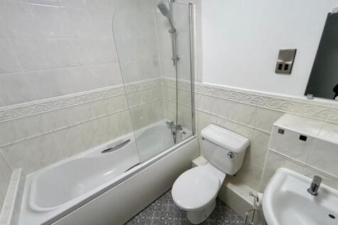 WhatsApp Image 2025-11-07 at 15.24.29_31cdc977.jpg