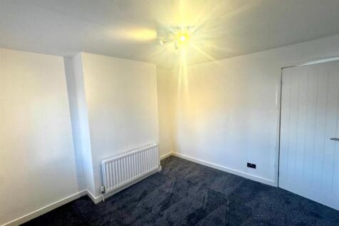 WhatsApp Image 2025-11-20 at 09.38.19_cdf13b06.jpg