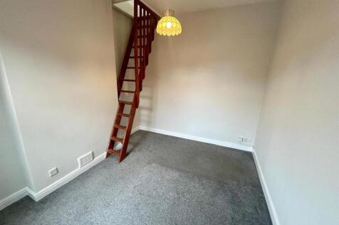 WhatsApp Image 2025-11-26 at 12.31.05_19b4c198.jpg